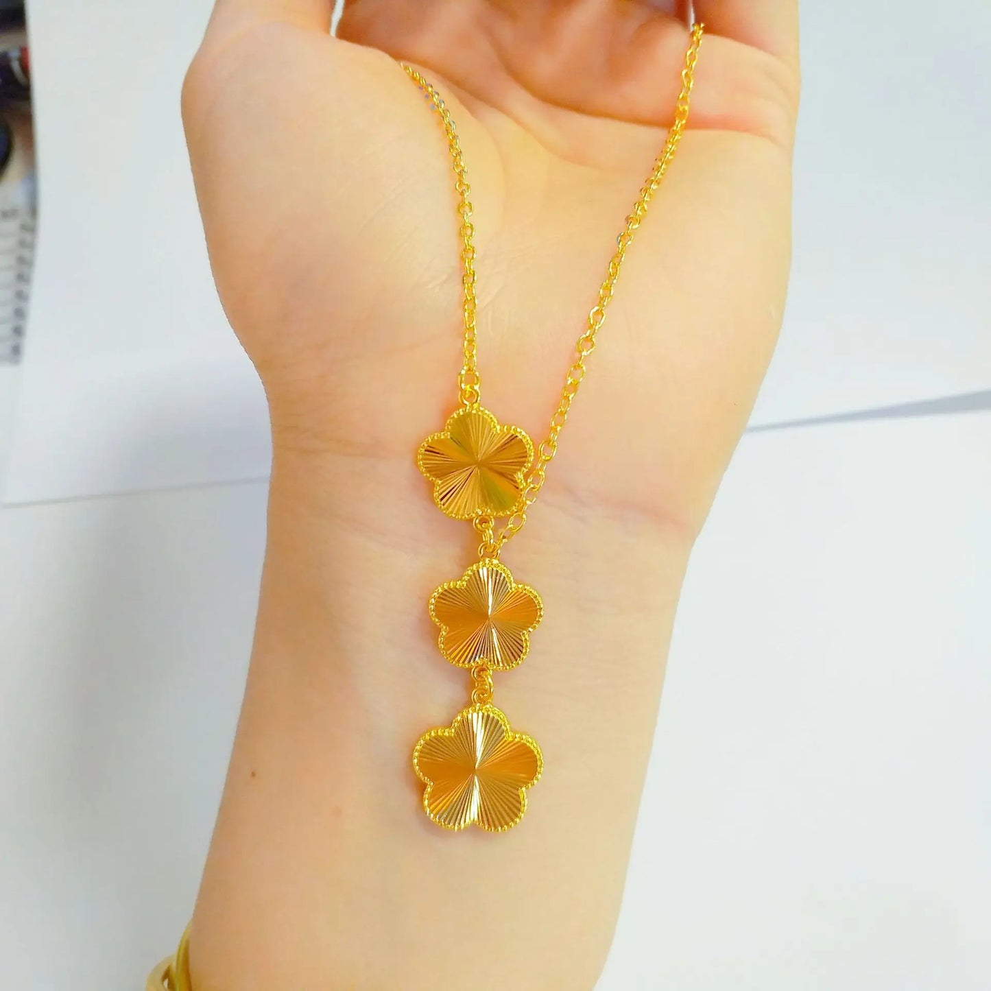 Fashion flower necklace  bracelet earrings set